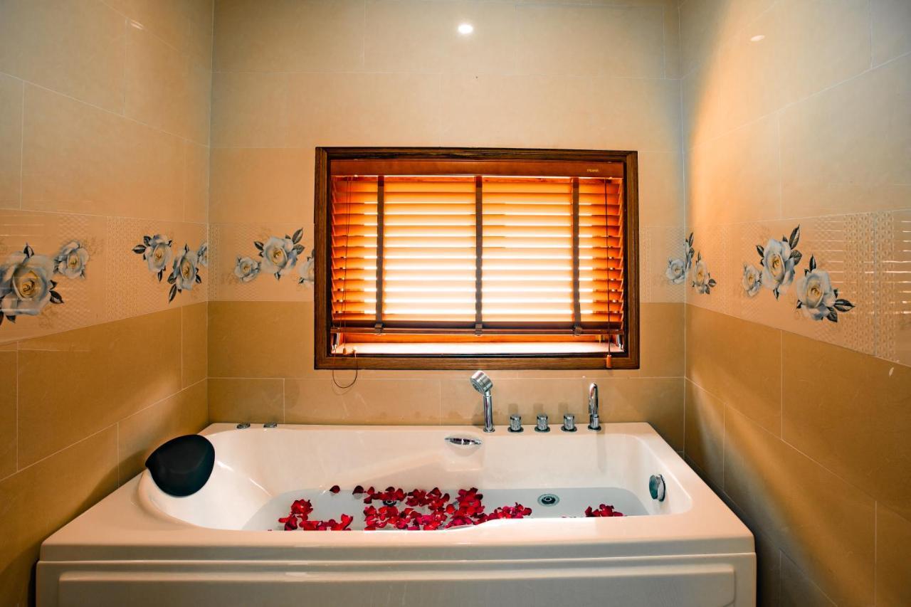Caesar Phu Quoc Hotel & Resort Exterior foto